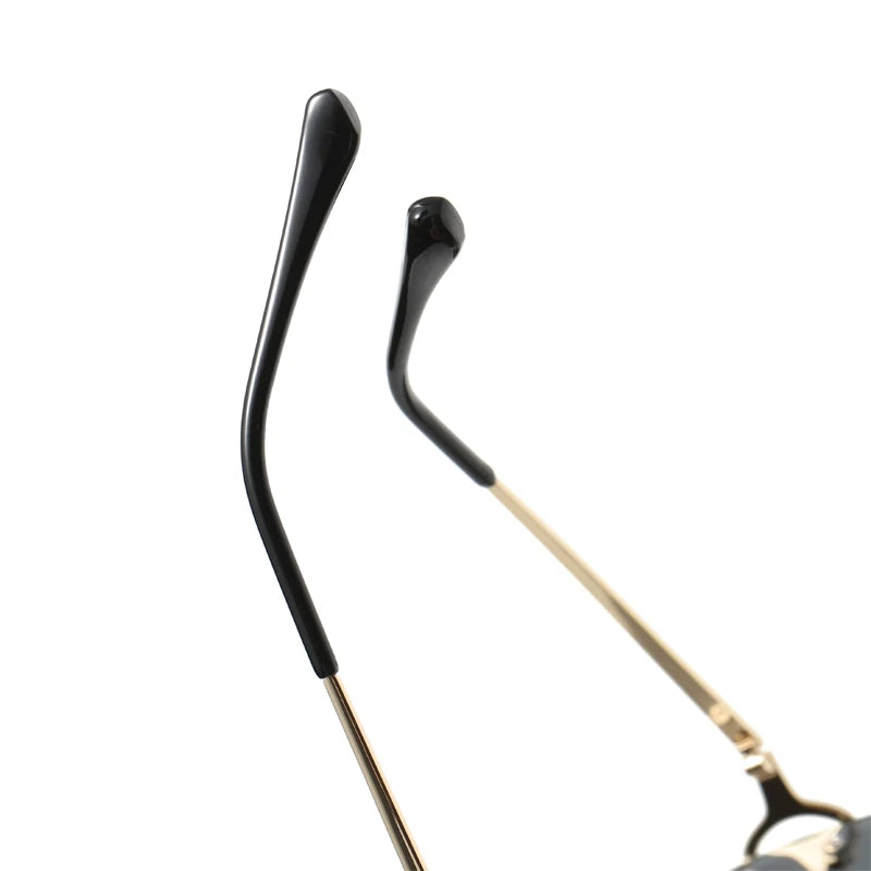 Sunglasses with tinted glass